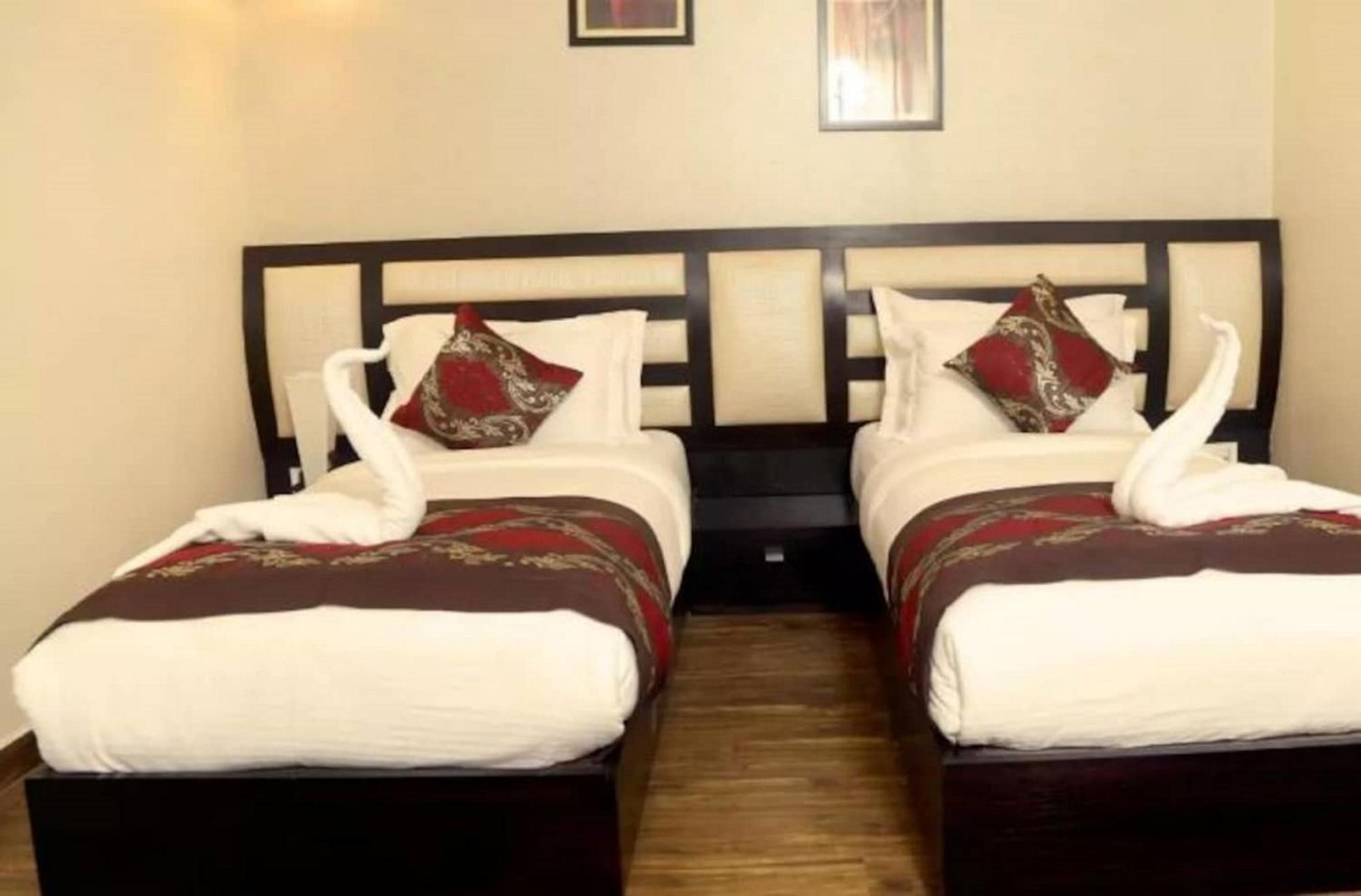 Hotel Suncity & Restaurant Hisār المظهر الخارجي الصورة